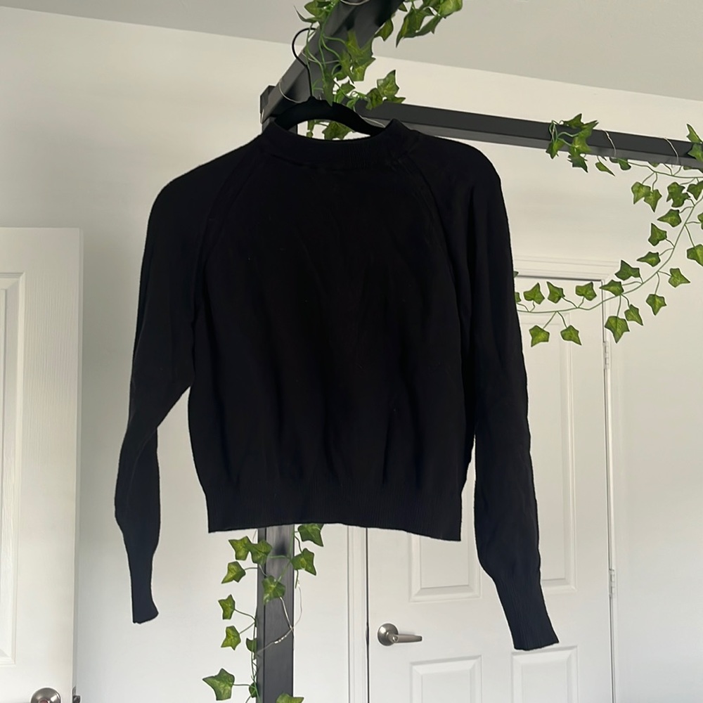 Black cropped cardigan
